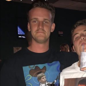 Meet your Posher, Curtis